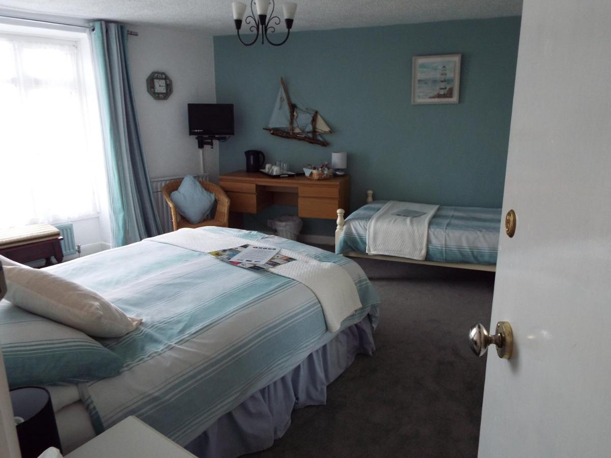 Corner House Guest House Bideford Bagian luar foto