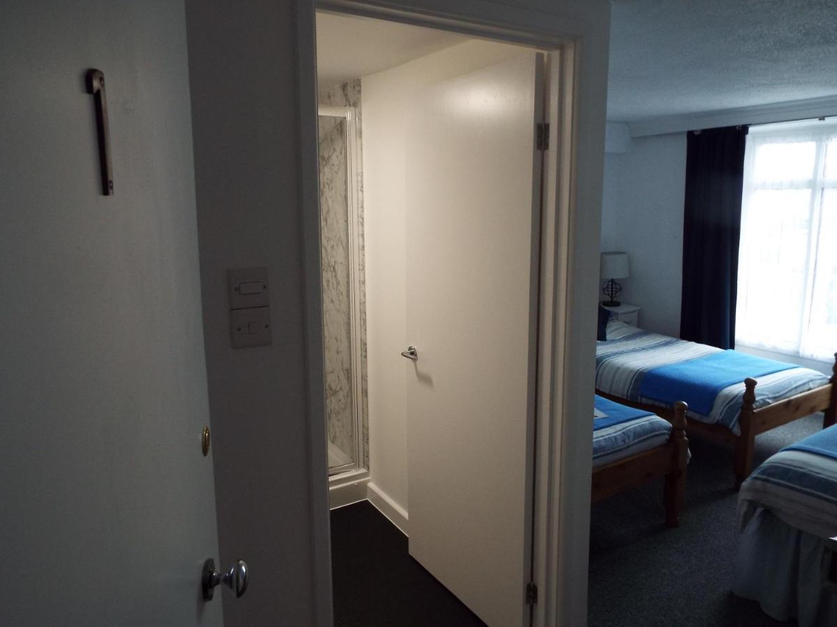 Corner House Guest House Bideford Bagian luar foto