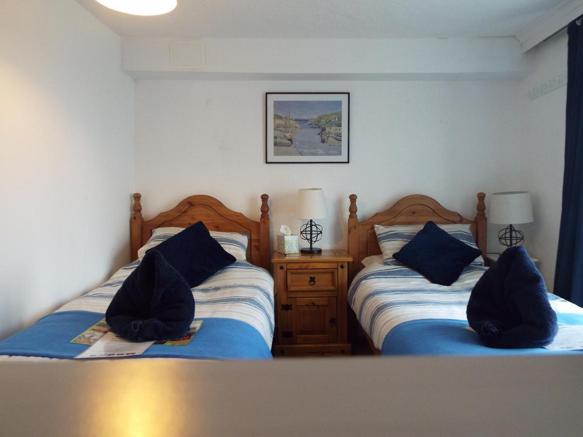 Corner House Guest House Bideford Bagian luar foto