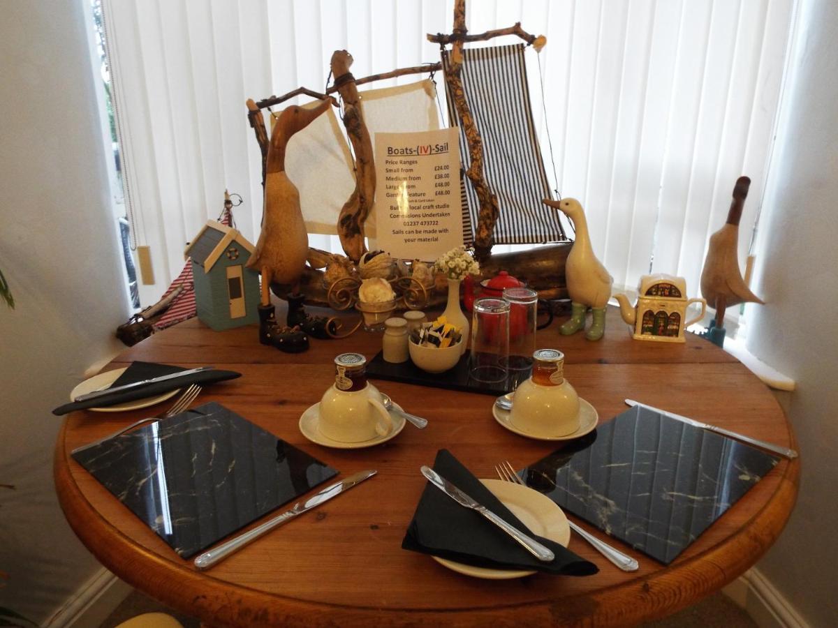 Corner House Guest House Bideford Bagian luar foto