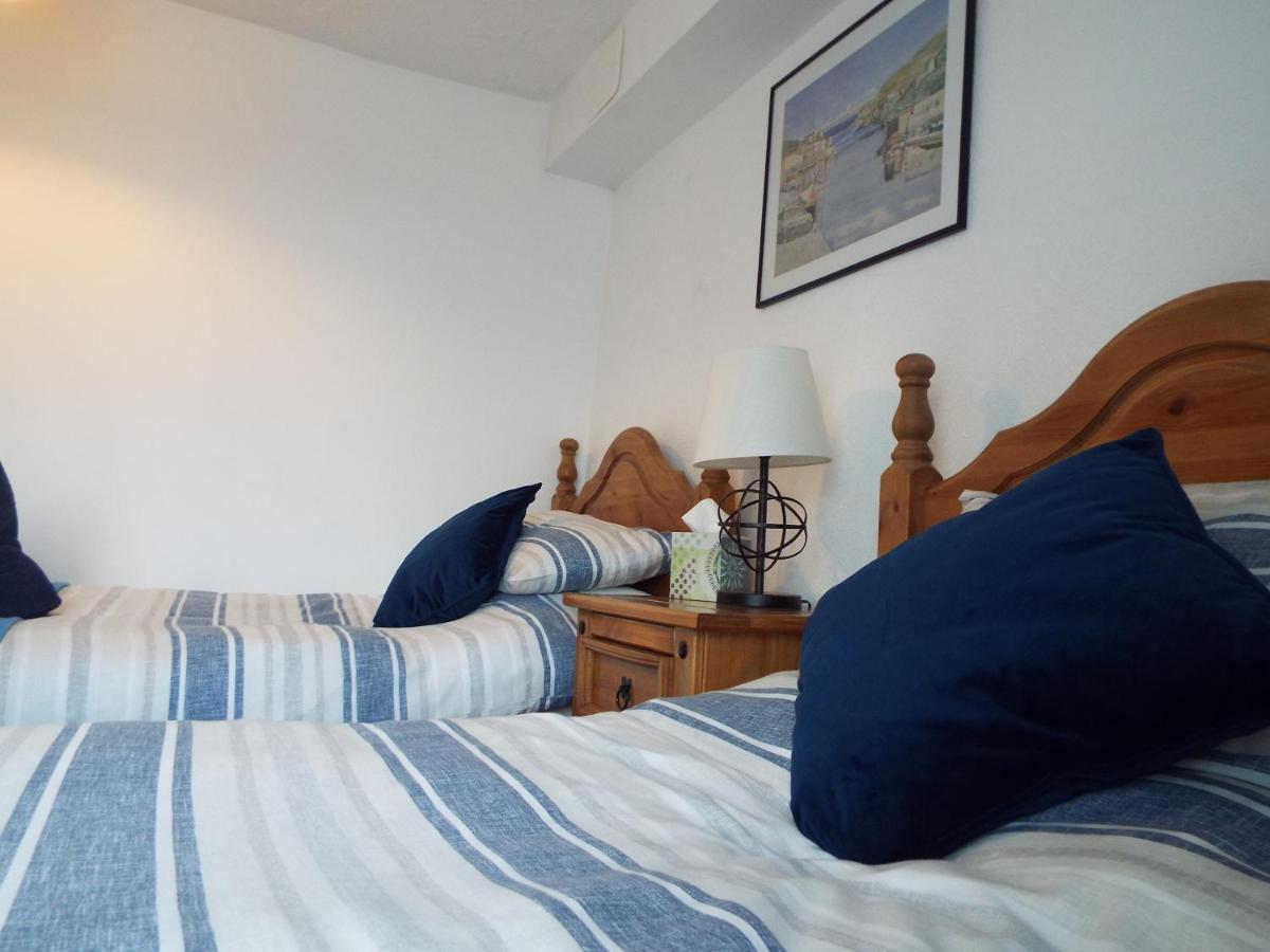 Corner House Guest House Bideford Bagian luar foto