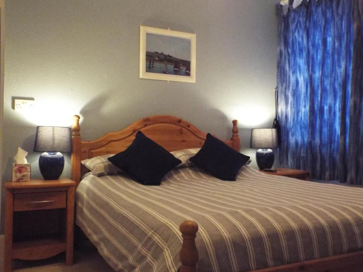 Corner House Guest House Bideford Bagian luar foto